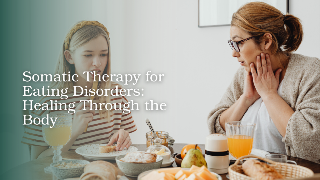 Therapist talking with a young client about eating and emotional wellbeing